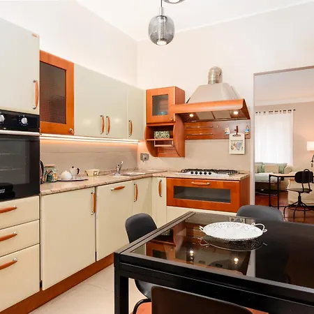 Relax Hideaway - Incantevole Comodo A Tutti I Servizi Apartment Turin